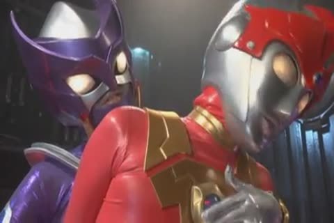 Latex Shemale Heroine3