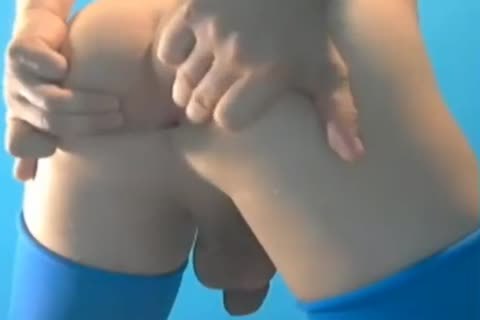 Ladyboy With Open wazoo And Masturbating On Livetranny.cam.mp4