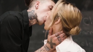 Shemale Casey Kisses kissing