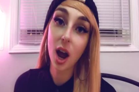 tranny TS Elle B In Solo Masturbation Tugging Her 10-Pounder