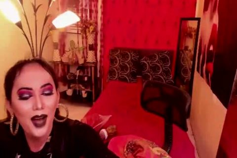 Hot Tgirl Enjoys Vibrating Toy At Her Asshole