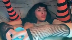 Big Dick Trans Cutie Jerks And Selfsucks On Webcam