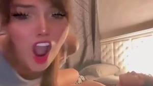 filthy shemale bonks Her Tattooed gal On webcam